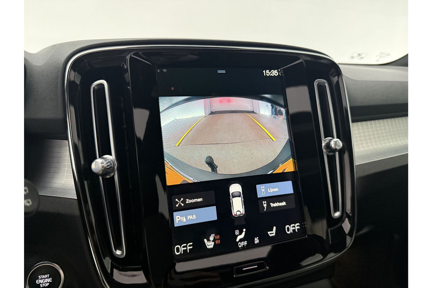 Volvo XC40 1.5 T5 Recharge Inscription Hybride 262PK Camera LED Carplay Trekhaak Pano 19"LMV Navi Virtual Clima PDC Stoel/Stuurverwarming