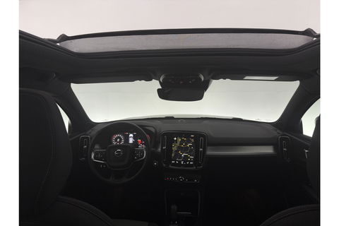 Volvo XC40 1.5 T5 Recharge Inscription Hybride 262PK Camera LED Carplay Trekhaak Pano 19"LMV Navi Virtual Clima PDC Stoel/Stuurverwarming