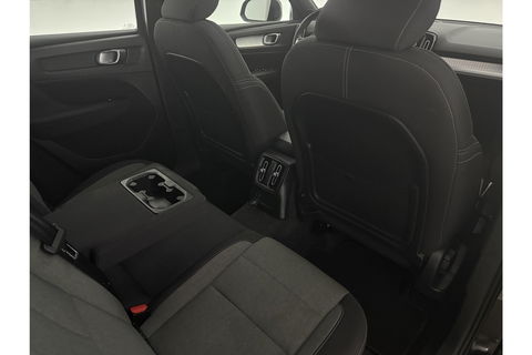 Volvo XC40 1.5 T5 Recharge Inscription Hybride 262PK Camera LED Carplay Trekhaak Pano 19"LMV Navi Virtual Clima PDC Stoel/Stuurverwarming