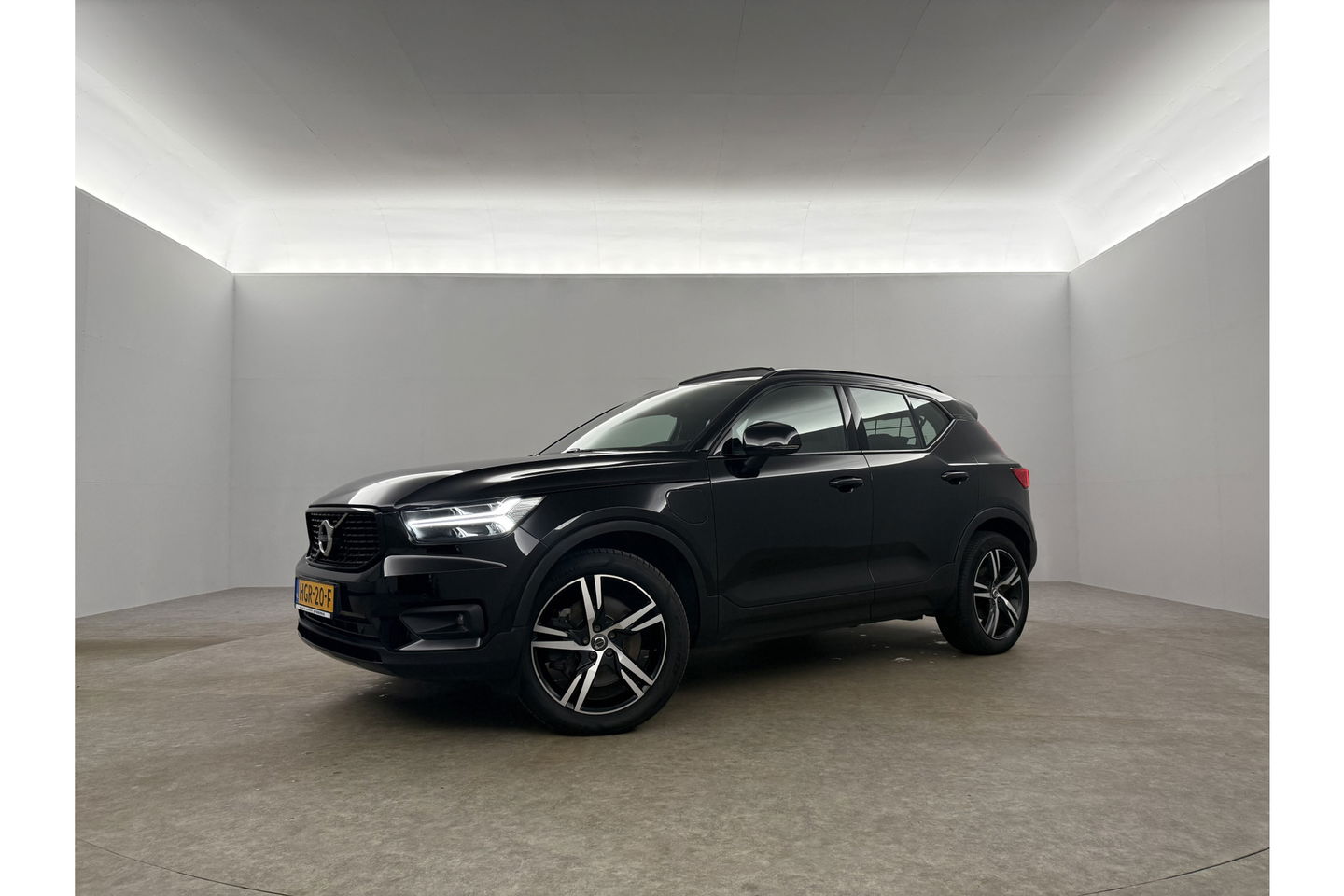 Volvo XC40 1.5 T5 Recharge Inscription Hybride 262PK Camera LED Carplay Trekhaak Pano 19"LMV Navi Virtual Clima PDC Stoel/Stuurverwarming