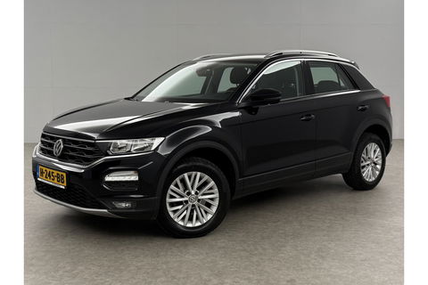 Volkswagen T-Roc TSI Style Business Camera Carplay LED Trekhaak Adaptive-Cruise Clima Navi PDC 16"LMV