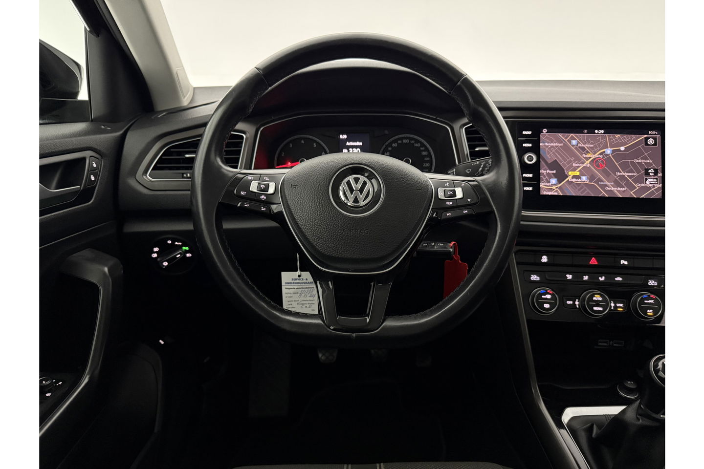 Volkswagen T-Roc TSI Style Business Camera Carplay LED Trekhaak Adaptive-Cruise Clima Navi PDC 16"LMV