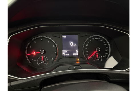 Volkswagen T-Roc TSI Style Business Camera Carplay LED Trekhaak Adaptive-Cruise Clima Navi PDC 16"LMV