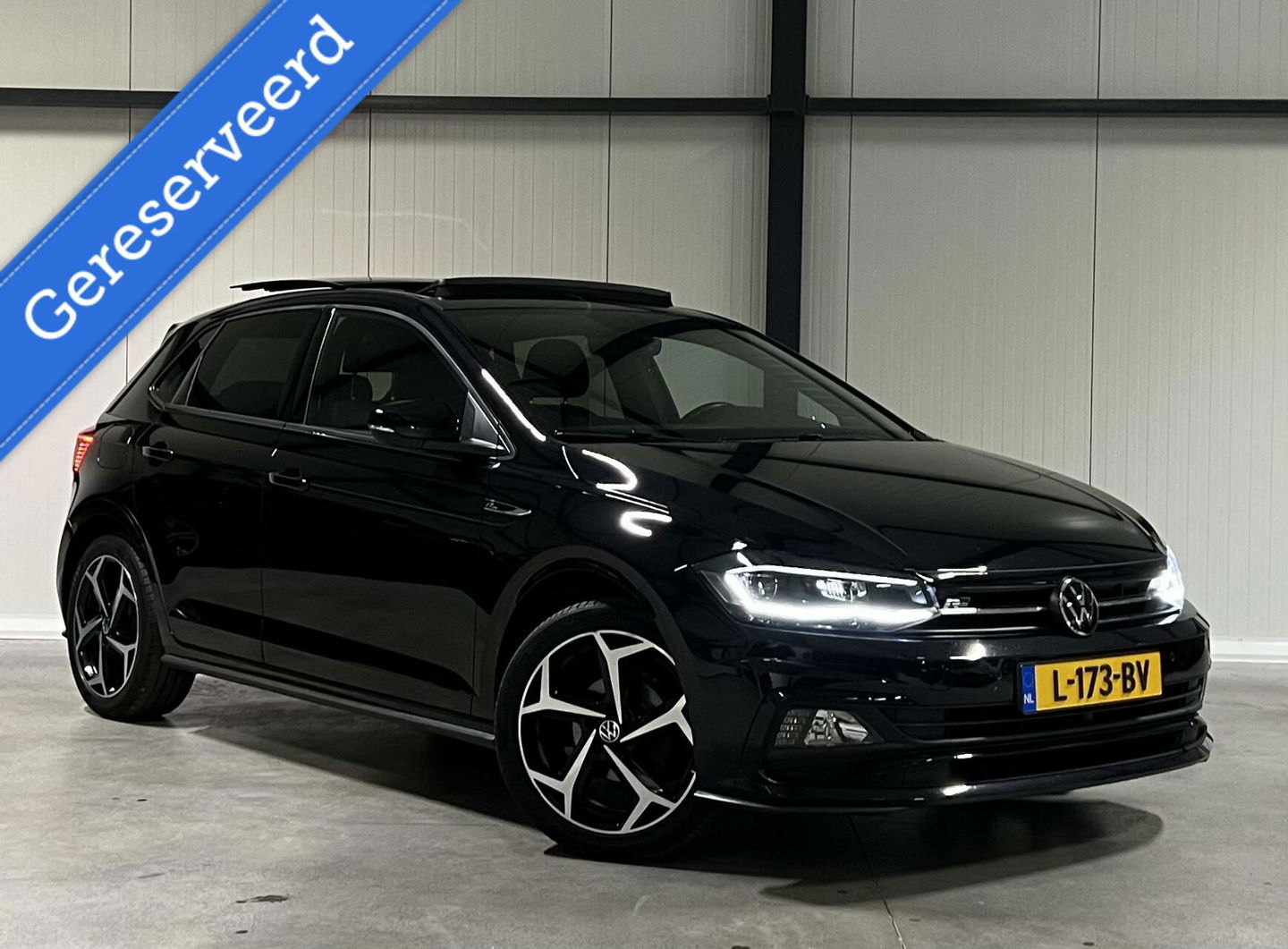 Volkswagen Polo 1.0 TSI 3X R-line Pano Virtual Carplay Sfeer