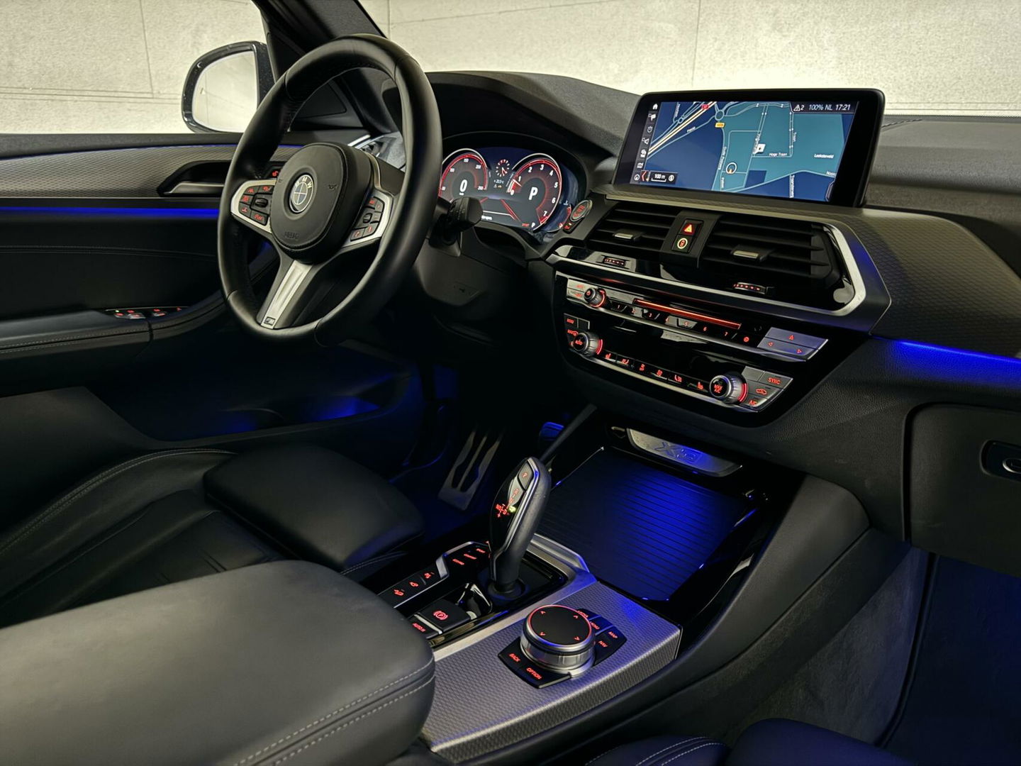 BMW X3 xDrive20i M Sport Black Edition Pano HUD Sfeer NAP