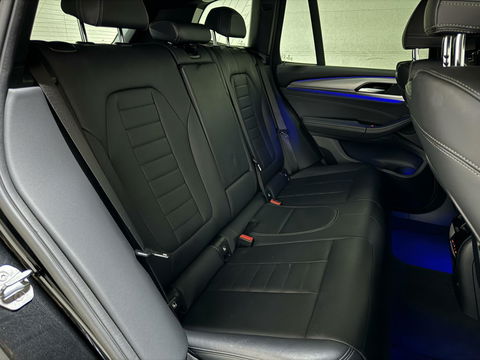 BMW X3 xDrive20i M Sport Black Edition Pano HUD Sfeer NAP