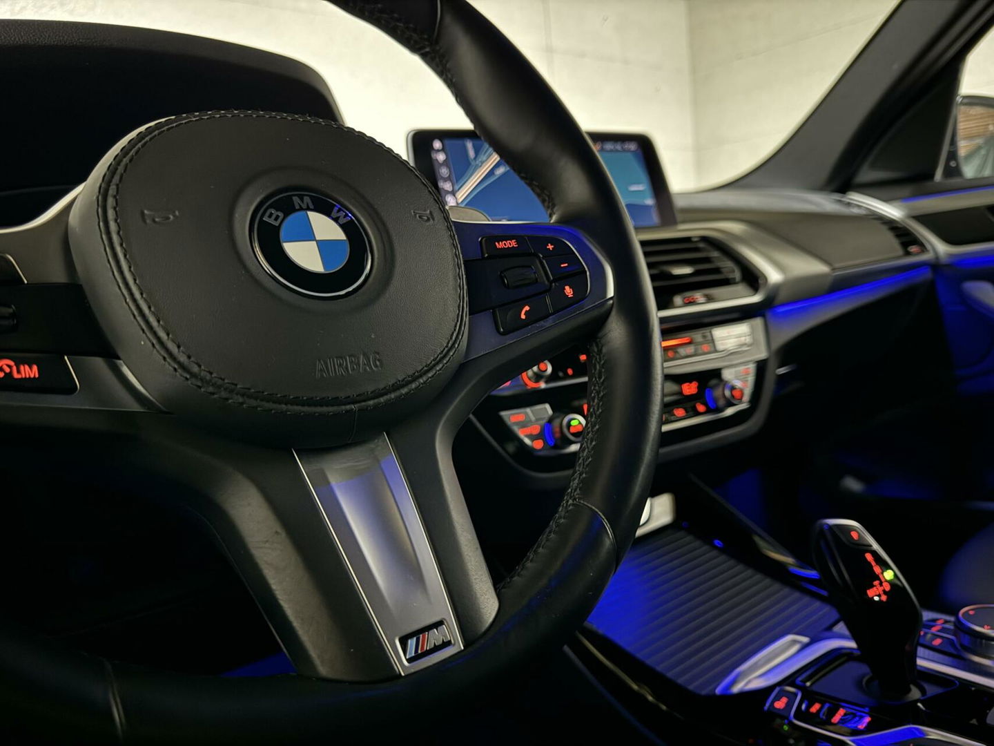 BMW X3 xDrive20i M Sport Black Edition Pano HUD Sfeer NAP