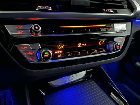 BMW X3 xDrive20i M Sport Black Edition Pano HUD Sfeer NAP