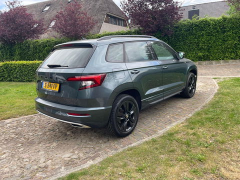 Škoda Karoq 1.5 TSI ACT Sportline Business