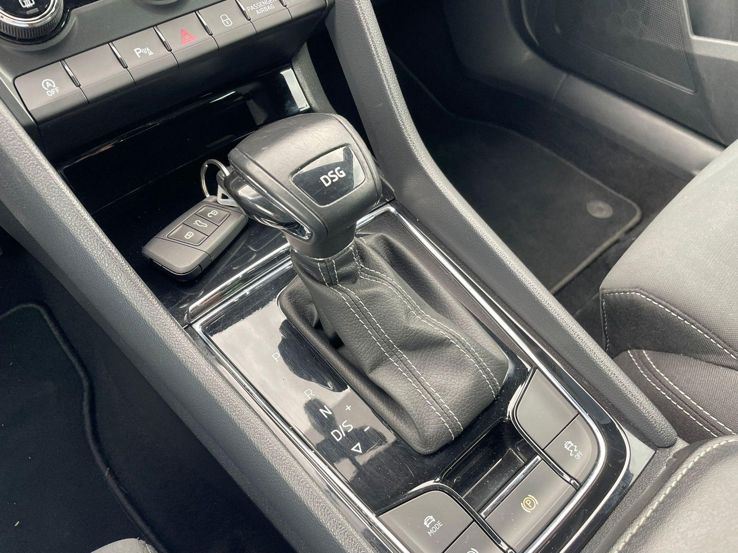 Škoda Karoq 1.5 TSI ACT Sportline Business