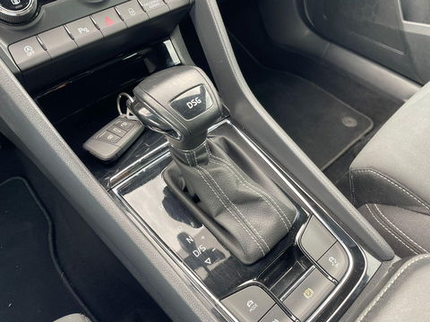 Škoda Karoq 1.5 TSI ACT Sportline Business