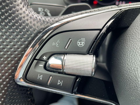 Škoda Karoq 1.5 TSI ACT Sportline Business
