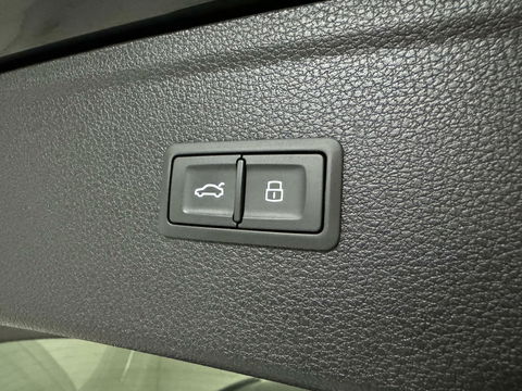Audi Q5 55 TFSI e Quattro S-Line Pano Virtual ACC NAP