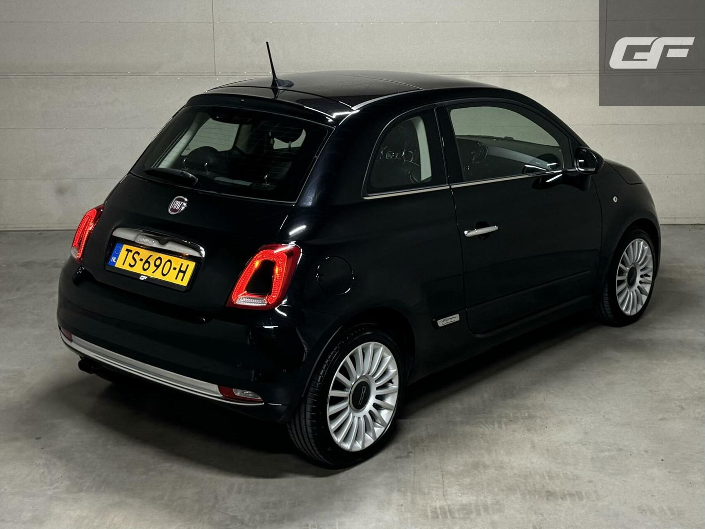 Fiat 500 0.9 TwinAir Turbo Lounge Pano Carplay Cruise NAP
