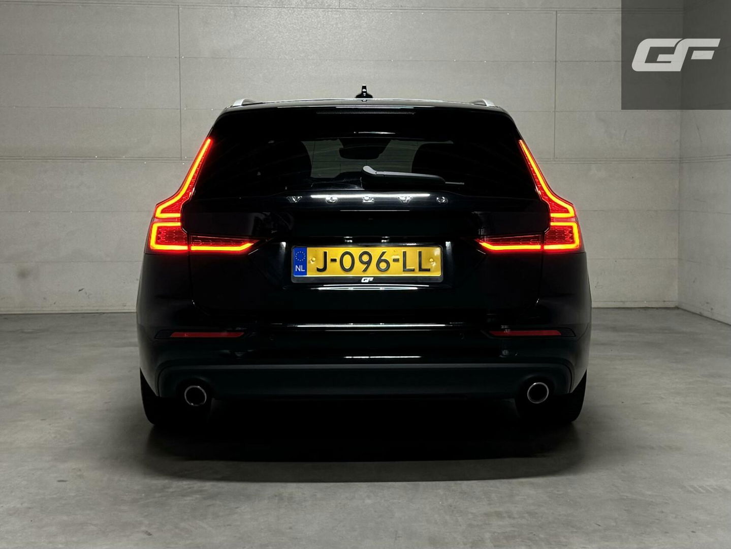 Volvo V60 2.0 B3 Business Pro Navi Autopilot Leer Trekh. NAP