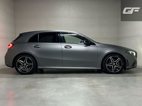 Mercedes-Benz A-Klasse 180 AMG Matgrijs Sfeerverlichting Carplay