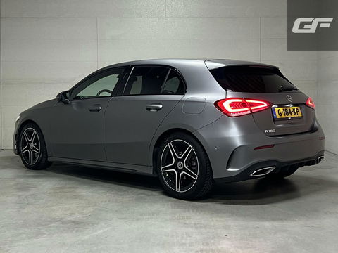 Mercedes-Benz A-Klasse 180 AMG Matgrijs Sfeerverlichting Carplay