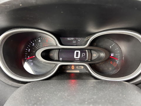 Renault Trafic 2.0 dCi 145PK L2H1 Luxe MARGE | LED | CUSTOM GELUIDSSYSTEEM | AUT | Dubbele schuifdeur