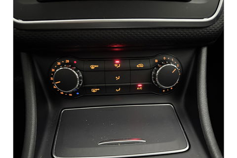 Mercedes-Benz A-Klasse Ambition Airco Cruise LED Navigatie PDC 16"LMV