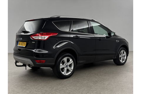 Ford Kuga 1.5 Titanium 150PK Clima Trekhaak Navigatie PDC 17"LMV Stoelverwarming