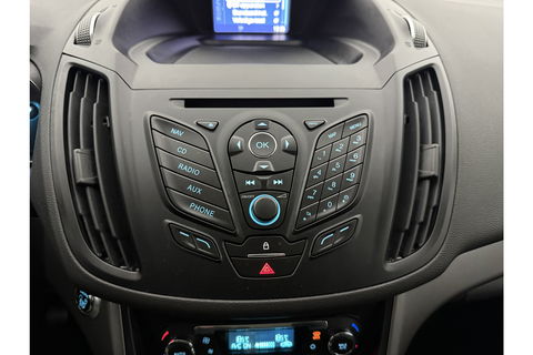 Ford Kuga 1.5 Titanium 150PK Clima Trekhaak Navigatie PDC 17"LMV Stoelverwarming