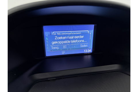Ford Kuga 1.5 Titanium 150PK Clima Trekhaak Navigatie PDC 17"LMV Stoelverwarming
