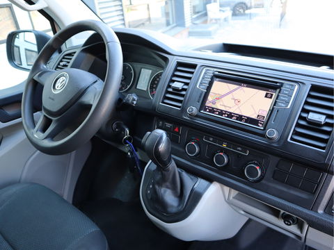 Volkswagen Transporter 2.0 TDI 150pk Euro 6 Automaat L2 Lang - Airco - Trekhaak