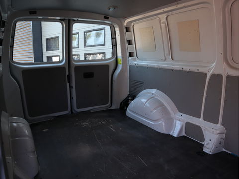 Volkswagen Transporter 2.0 TDI 150pk Euro 6 Automaat L2 Lang - Airco - Trekhaak