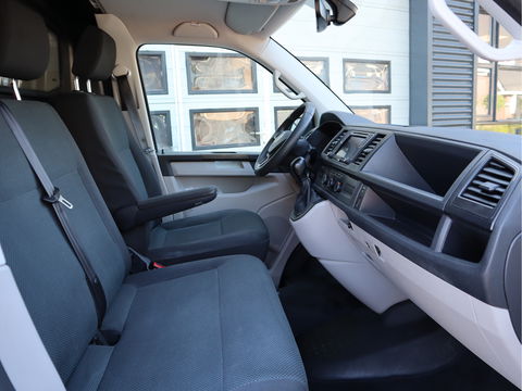 Volkswagen Transporter 2.0 TDI 150pk Euro 6 Automaat L2 Lang - Airco - Trekhaak