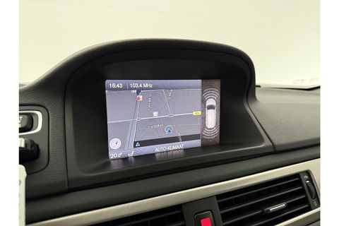 Volvo V70 1.6 T4 Limited Edition | NIEUWE APK tot 05-2026 | 180PK Clima Cruise Trekhaak LED Navi Leder PDC 17"LMV