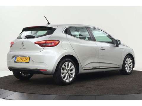 Renault Clio 1.0 TCe Intens | Carplay | Full LED | Navigatie | Climate control | PDC | Keyless | Cruise control | Half leder | DAB