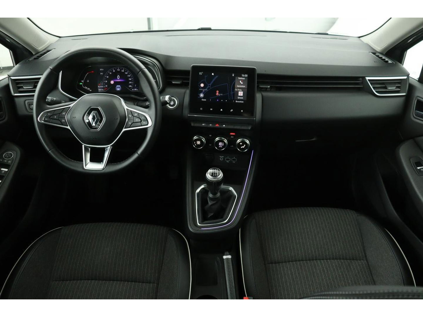 Renault Clio 1.0 TCe Intens | Carplay | Full LED | Navigatie | Climate control | PDC | Keyless | Cruise control | Half leder | DAB