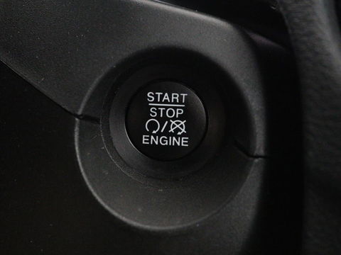 Jeep Compass 4xe 240 Plug-in Hybrid Electric S | Leder | Trekhaak | Alpine Sound | Stoel & stuurverwarming | Navigatie | Xenon | Camera | Carplay | Keyless | Climate control