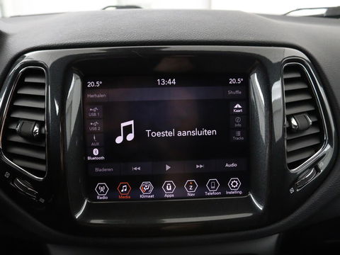 Jeep Compass 4xe 240 Plug-in Hybrid Electric S | Leder | Trekhaak | Alpine Sound | Stoel & stuurverwarming | Navigatie | Xenon | Camera | Carplay | Keyless | Climate control