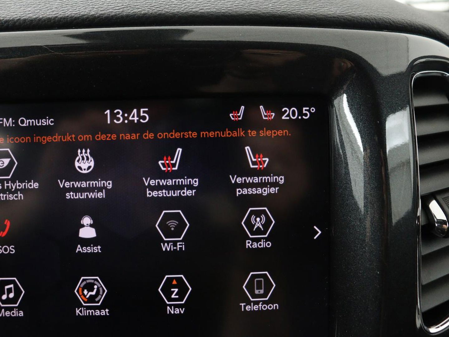Jeep Compass 4xe 240 Plug-in Hybrid Electric S | Leder | Trekhaak | Alpine Sound | Stoel & stuurverwarming | Navigatie | Xenon | Camera | Carplay | Keyless | Climate control