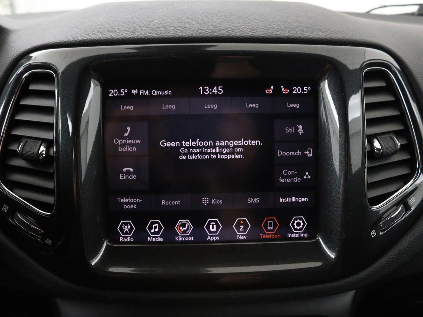 Jeep Compass 4xe 240 Plug-in Hybrid Electric S | Leder | Trekhaak | Alpine Sound | Stoel & stuurverwarming | Navigatie | Xenon | Camera | Carplay | Keyless | Climate control