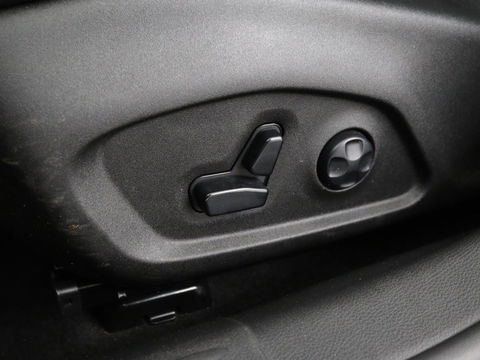 Jeep Compass 4xe 240 Plug-in Hybrid Electric S | Leder | Trekhaak | Alpine Sound | Stoel & stuurverwarming | Navigatie | Xenon | Camera | Carplay | Keyless | Climate control