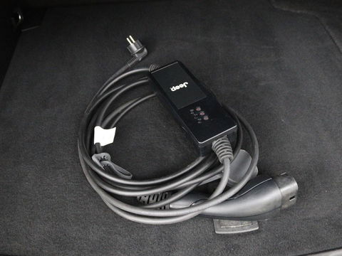 Jeep Compass 4xe 240 Plug-in Hybrid Electric S | Leder | Trekhaak | Alpine Sound | Stoel & stuurverwarming | Navigatie | Xenon | Camera | Carplay | Keyless | Climate control