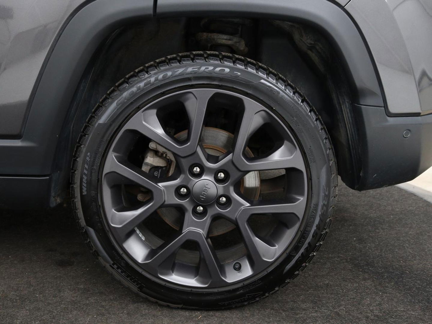 Jeep Compass 4xe 240 Plug-in Hybrid Electric S | Leder | Trekhaak | Alpine Sound | Stoel & stuurverwarming | Navigatie | Xenon | Camera | Carplay | Keyless | Climate control