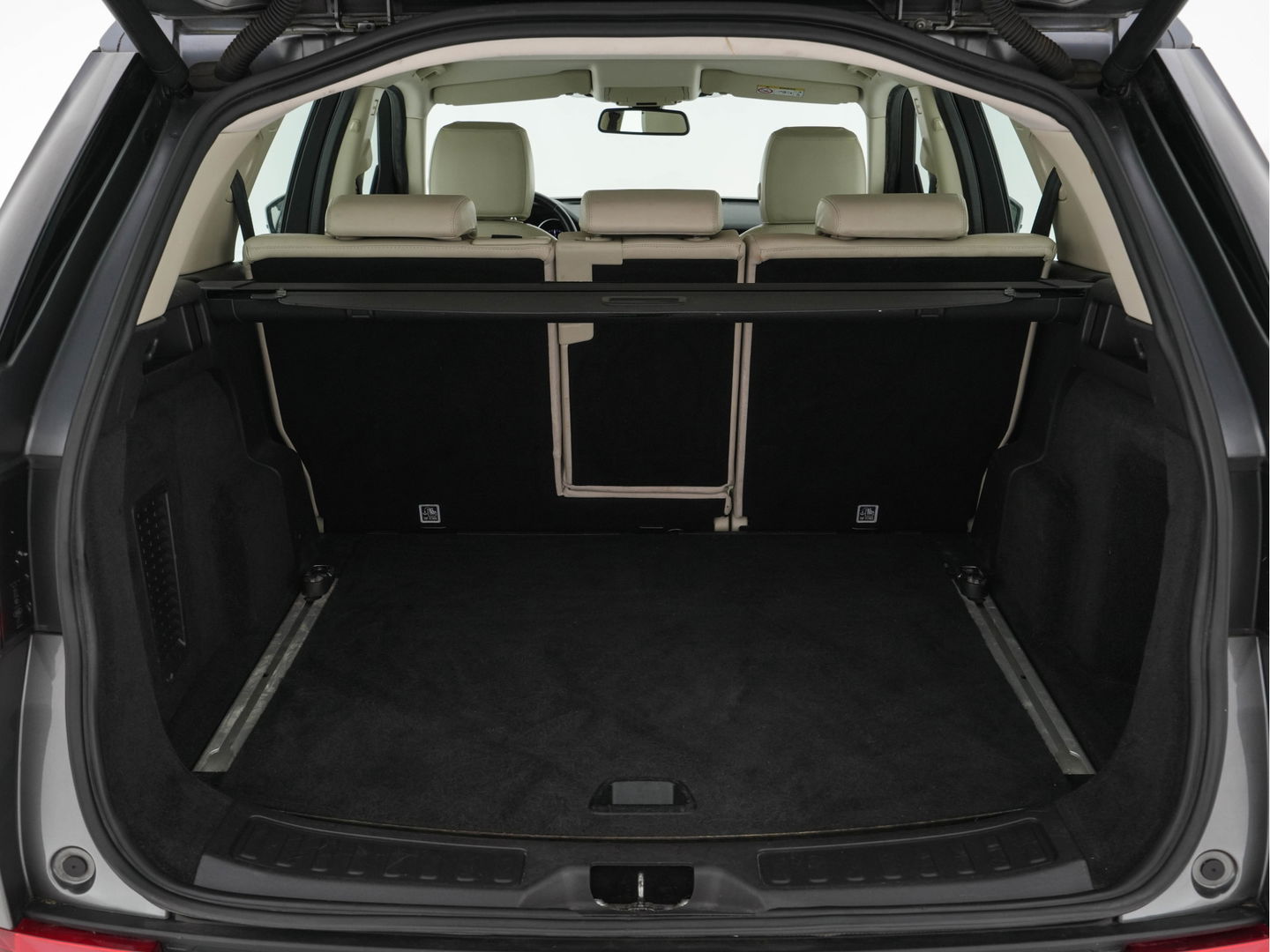 Land Rover Discovery Sport 2.0 TD4 HSE Luxury AWD Cold-Climate-Pack Aut.*WINDSOR-FULL-LEATHER | NAVI-FULLMAP | SHIFT-PADDLES | MEMORY-PACK | COMFORT-SEATS | PDC | CRUISE | ECC | TOWBAR | CAMERA | XENON | HEATED-SEATS | LANE-ASSIST | 19"ALU*