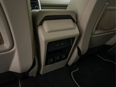 Land Rover Discovery Sport 2.0 TD4 HSE Luxury AWD Cold-Climate-Pack Aut.*WINDSOR-FULL-LEATHER | NAVI-FULLMAP | SHIFT-PADDLES | MEMORY-PACK | COMFORT-SEATS | PDC | CRUISE | ECC | TOWBAR | CAMERA | XENON | HEATED-SEATS | LANE-ASSIST | 19"ALU*