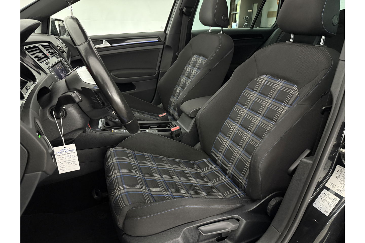 Volkswagen Golf 1.4 TSI GTE 225PK Pano LED Trekhaak Carplay Camera Cruise Clima Navi PDC 17"LMV