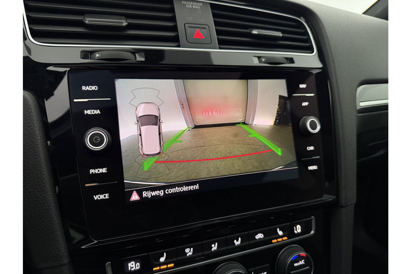 Volkswagen Golf 1.5 TSI 3x R-line 150PK DSG Pano LED Virtual ACC Camera Clima Navi 17"LMV PDC