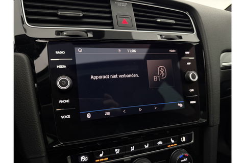 Volkswagen Golf 1.5 TSI 3x R-line 150PK DSG Pano LED Virtual ACC Camera Clima Navi 17"LMV PDC