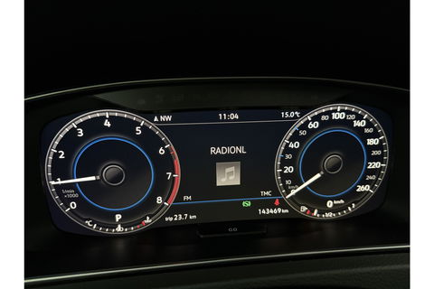 Volkswagen Golf 1.5 TSI 3x R-line 150PK DSG Pano LED Virtual ACC Camera Clima Navi 17"LMV PDC