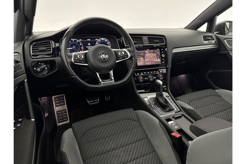 Volkswagen Golf 1.5 TSI 3x R-line 150PK DSG Pano LED Virtual ACC Camera Clima Navi 17"LMV PDC
