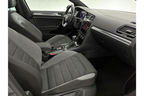 Volkswagen Golf 1.5 TSI 3x R-line 150PK DSG Pano LED Virtual ACC Camera Clima Navi 17"LMV PDC