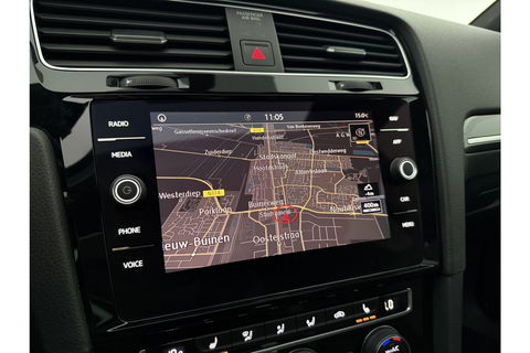 Volkswagen Golf 1.5 TSI 3x R-line 150PK DSG Pano LED Virtual ACC Camera Clima Navi 17"LMV PDC