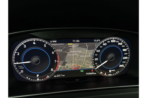 Volkswagen Golf 1.5 TSI 3x R-line 150PK DSG Pano LED Virtual ACC Camera Clima Navi 17"LMV PDC