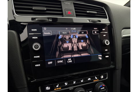 Volkswagen Golf 1.5 TSI 3x R-line 150PK DSG Pano LED Virtual ACC Camera Clima Navi 17"LMV PDC